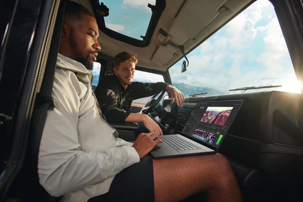 EAN 4711636046633 - ASUS ProArt P16 H7606WP-SC104W Copilot+ PC 40,6 cm (16") Pantalla táctil LPDDR5x-SDRAM 1 TB NVIDIA GeForc imagen 12