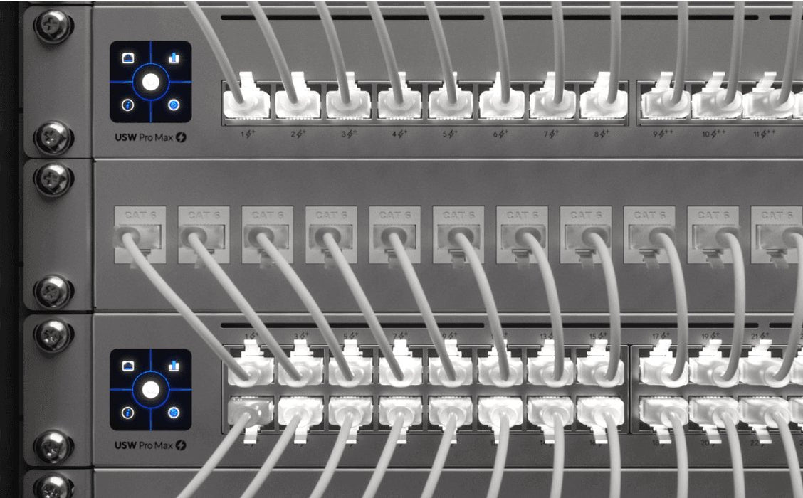 EAN 0810084693476 - Ubiquiti UACC-Cable-Patch-EL-0.15M-W cable de red Translúcido, Blanco 0,15 m Cat6 imagen 5