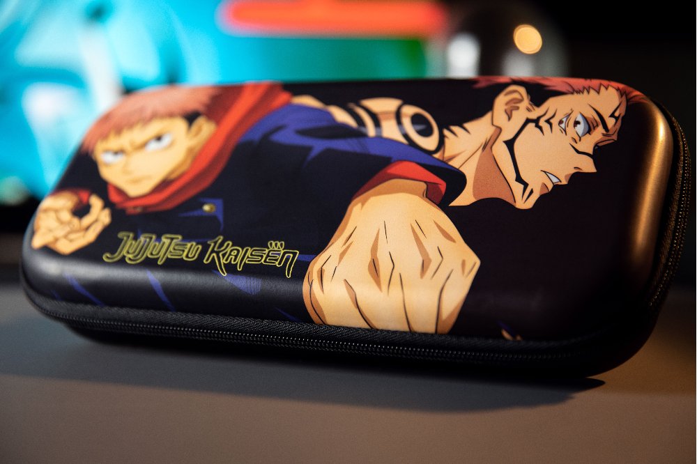 EAN 3328170293105 - Konix 82441120432 funda para consola portátil Nintendo Cloruro de polivinilo (PVC) Negro, Marrón imagen 6