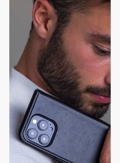 EAN 5711428016553 - dbramante1928 Stockholm funda para teléfono móvil 15,5 cm (6.1") Funda cartera Negro imagen 2