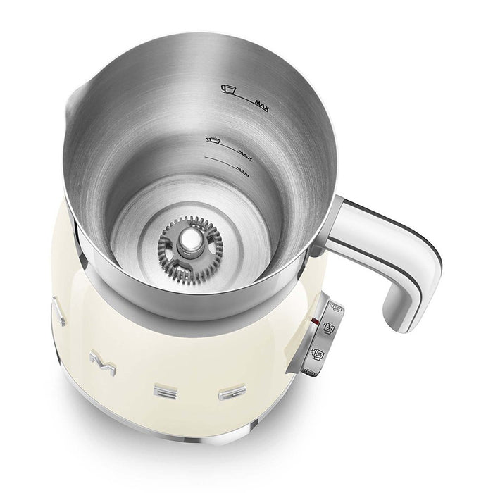EAN 8017709316075 - Smeg MFF11CREU espumador o calentador de leche Automático Crema de color imagen 5