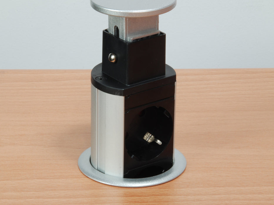 EAN 4015867199473 - Equip 333304 unidad de distribución de energía (PDU) 3 salidas AC Negro, Plata imagen 11