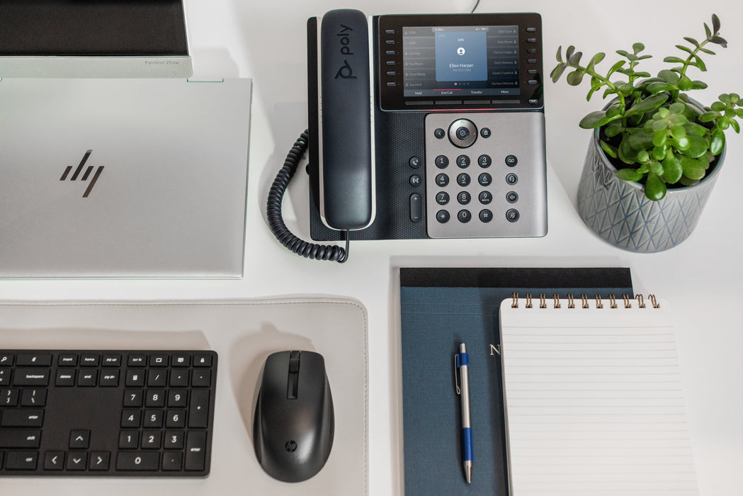 EAN 0197497341393 - Poly Edge E550 IP Phone and PoE-enabled teléfono IP Negro 12 líneas IPS Wifi imagen 2