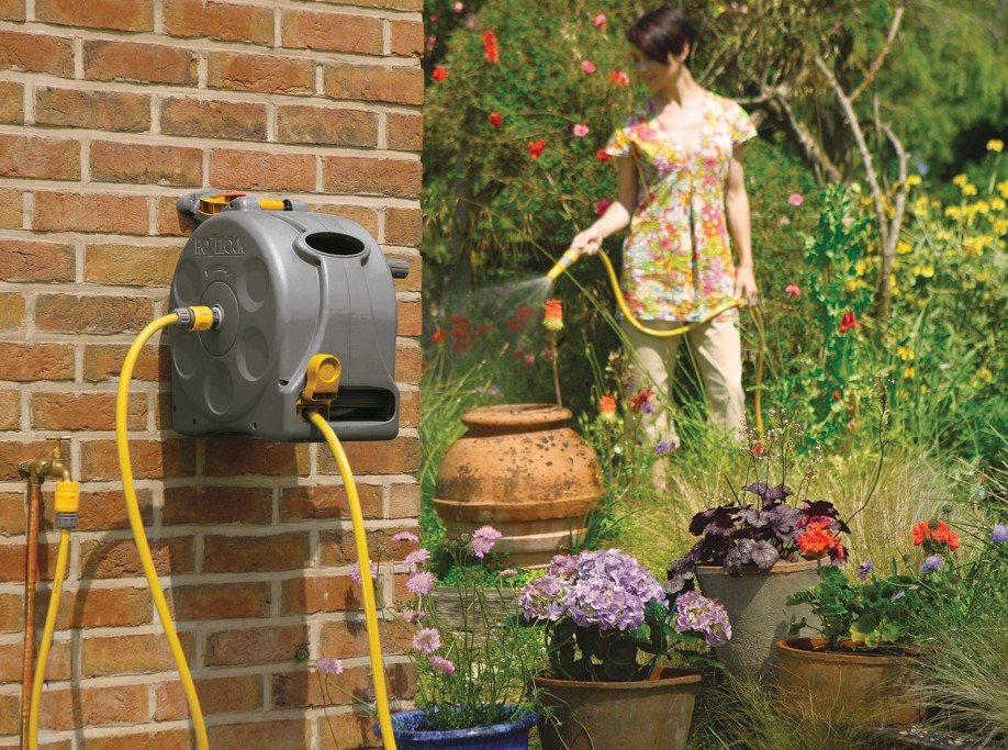 EAN 5010646042635 - Hozelock 2415 carrete de manguera de jardín Carrete de pared Manual Verde imagen 2