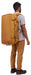 EAN 0085854255257 - Thule Chasm TDSD303 Golden Brown bolso de lona 70 L Poliéster Marrón imagen 6