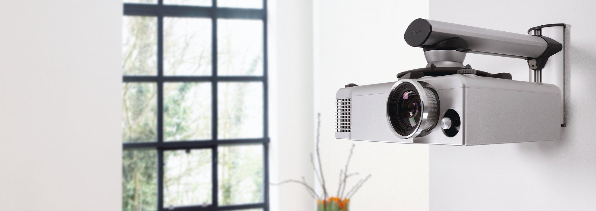 EAN 5052178184247 - Vogel's EPW 6565 montaje para projector Plata imagen 8