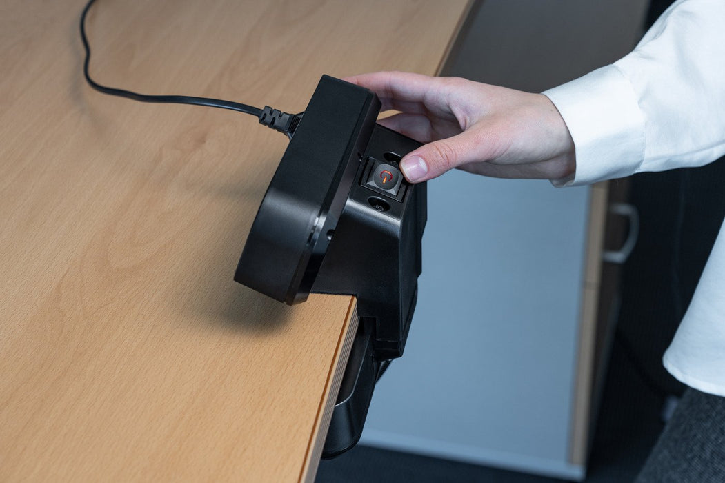 EAN 4007123682171 - Brennenstuhl 1153580210 base múltiple 2 m 9 salidas AC Interior Negro, Plata imagen 10