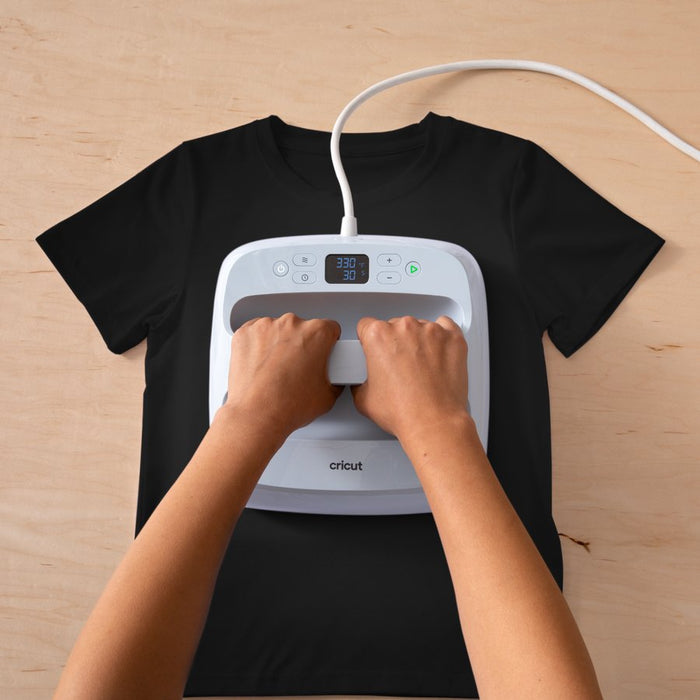 EAN 93573651137 - Cricut 2010171 vinilo de transferencia térmica Lámina de vinilo de transferencia térmica Vinilo de termotra imagen 6