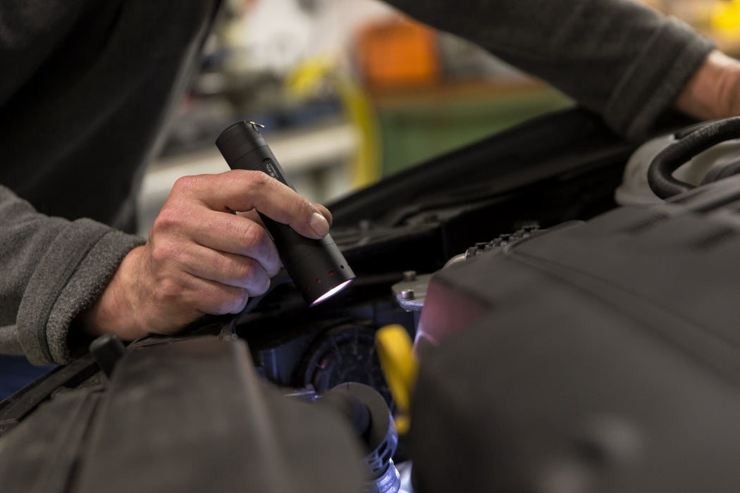 EAN 4029113940801 - Ledlenser P7R Negro Linterna de mano LED imagen 3