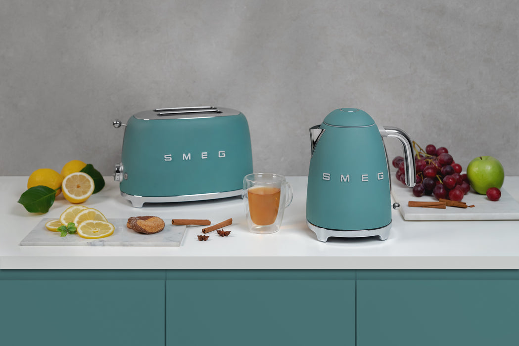 EAN 8017709329662 - Smeg TSF01EGMEU tostadora 6 2 rebanada(s) 950 W Cromo, Verde imagen 10