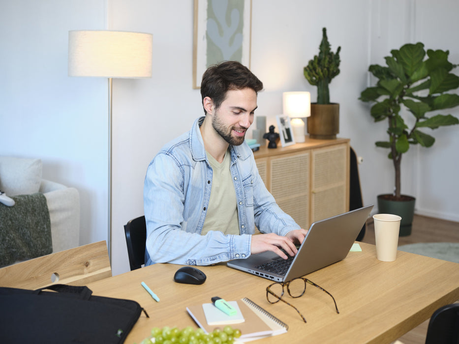 EAN 8713439249880 - Trust Bologna 40,6 cm (16") Maletín Negro imagen 12