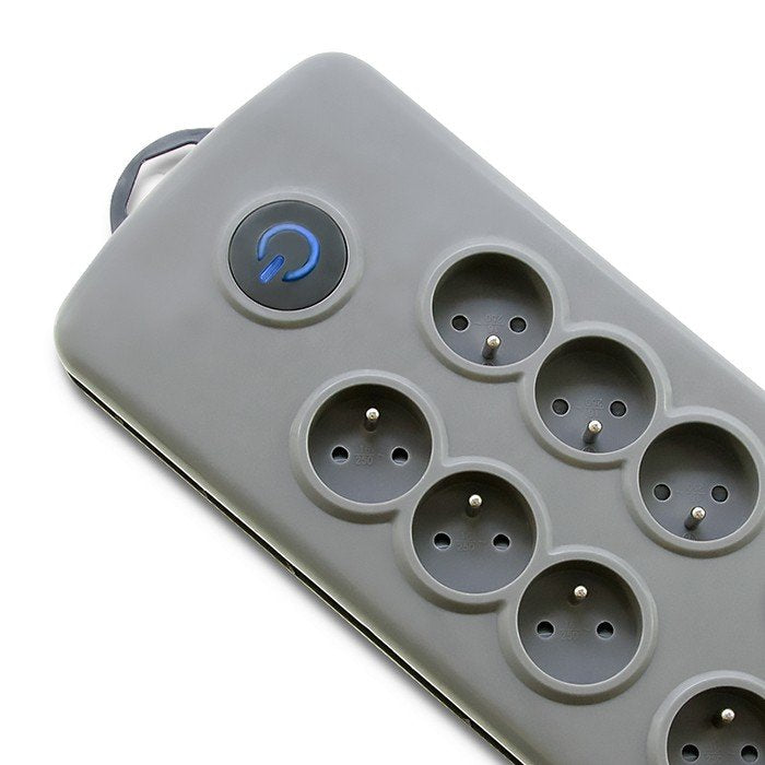 EAN 5901878501628 - Qoltec 50162 limitador de tensión Gris 8 salidas AC 230 V 2,5 m imagen 2