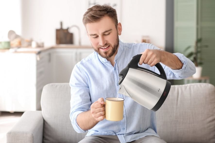 EAN 5908277386665 - ELDOM CS25 HUMI tetera eléctrica 1,7 L 1800 W Plata imagen 3