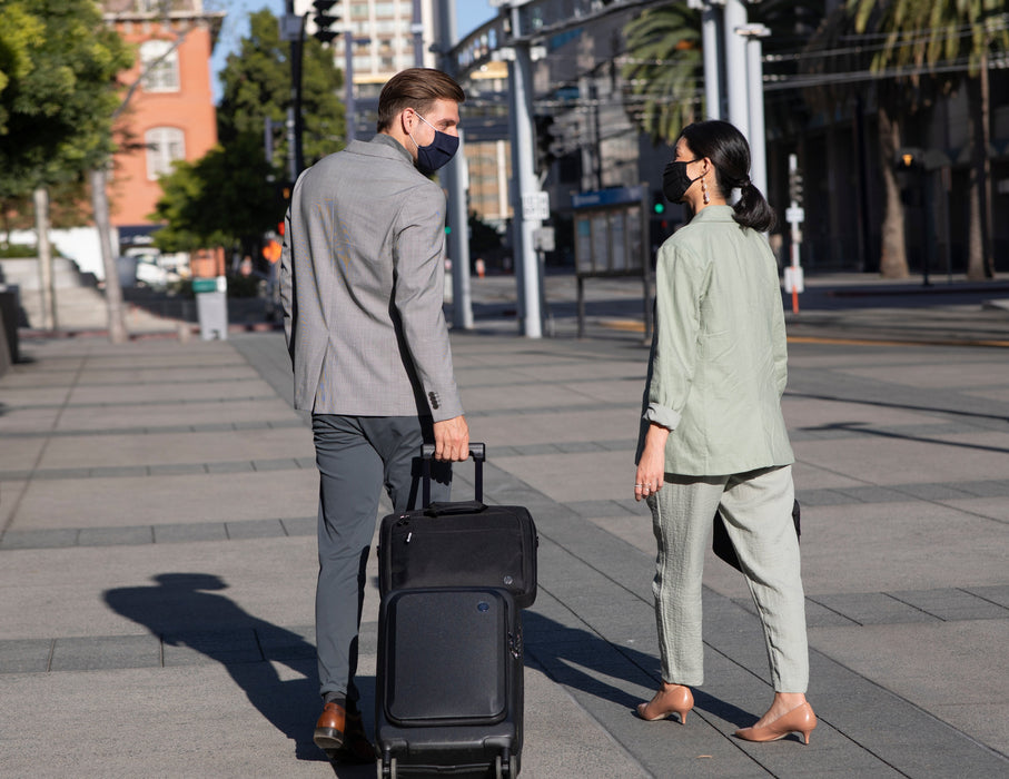 EAN 0195908323020 - HP Renew Business 14.1 Laptop Bag 35,8 cm (14.1") Bandolera Negro imagen 3