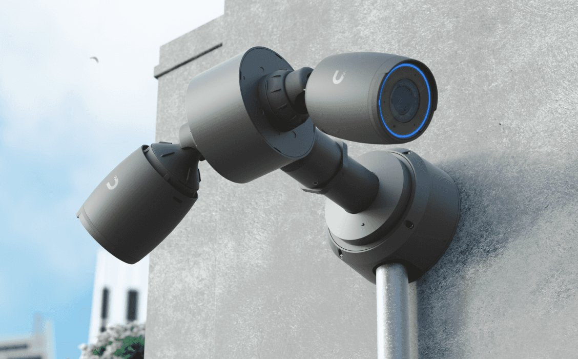 EAN 0810084699379 - Ubiquiti UACC-Camera-DM-B Monte imagen 13