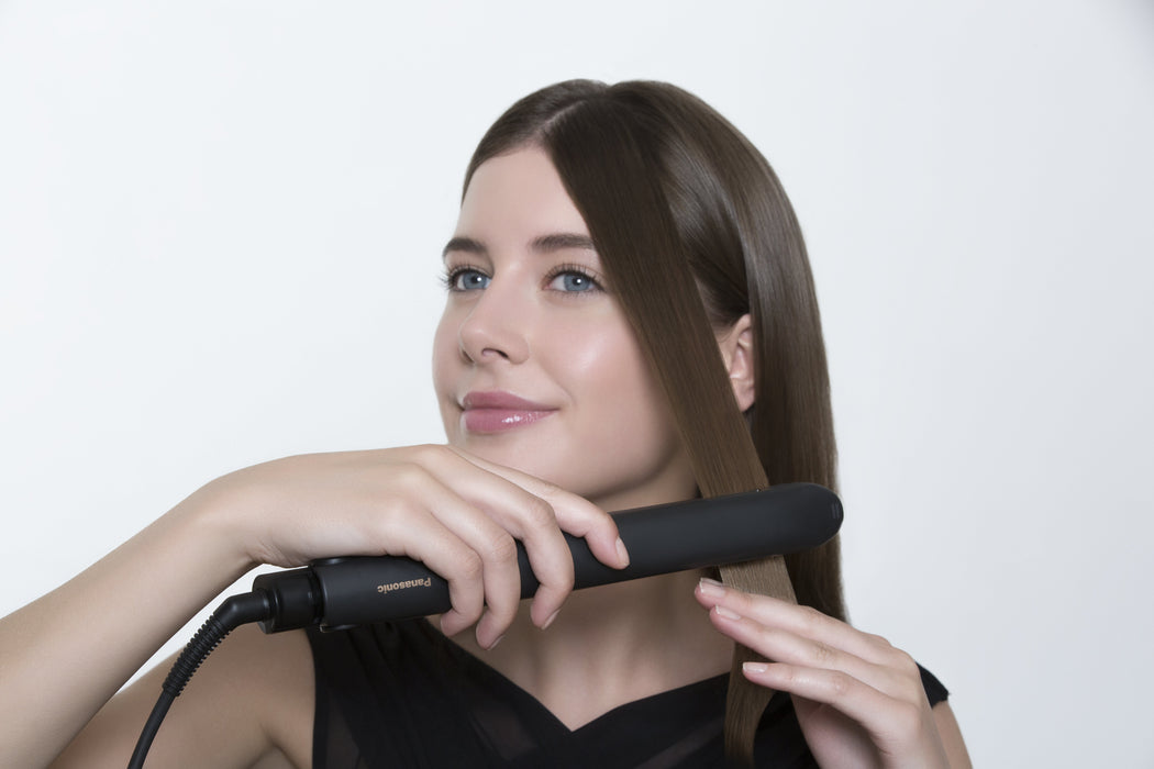 EAN 5025232871315 - Panasonic EH-PHS9KK825 Utensilio de peinado Plancha de pelo Vapor Negro 2,7 m imagen 3