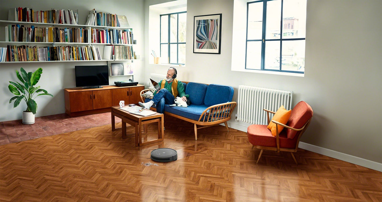 EAN 5060944998035 - iRobot Roomba Combo Essential 0,4 L Sin bolsa Negro imagen 43