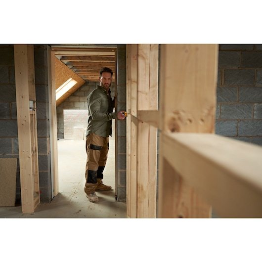 EAN 3253560770655 - Stanley SLM65 Medidor láser de distancias Negro, Amarillo 20 m imagen 13