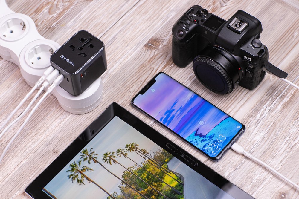 EAN 0023942495451 - Verbatim 49545 adaptador de enchufe eléctrico Universal imagen 14