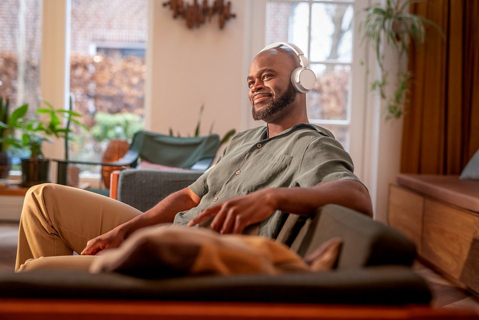 EAN 0840063203501 - Philips 4000 series TAH4209WT/00 auricular y casco Auriculares Inalámbrico Diadema Llamadas/Música Blueto imagen 2