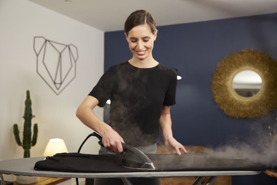 EAN 3121040082270 - Tefal Cube UT2020 Vaporizador manual de prendas 1,1 L 2170 W Negro, Azul imagen 10