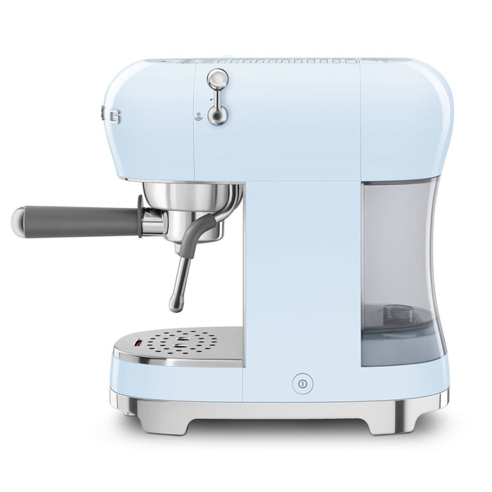 EAN 8017709324766 - Smeg ECF02PBEU cafetera eléctrica Manual Máquina espresso 1,1 L imagen 4