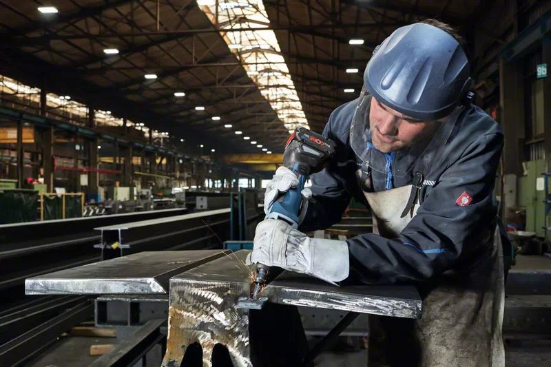 EAN 3165140962896 - Bosch GGS 18V-23 PLC Professional Amoladora recta 23000 RPM Negro, Azul, Rojo, Plata 1000 W imagen 2