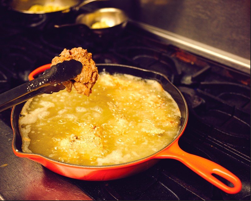 EAN 0024147240679 - Le Creuset 20182230900422 cacerola Sartén multiuso Alrededor imagen 7