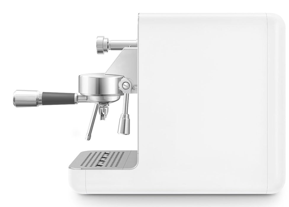 EAN 8017709347017 - Smeg EMC02WHMEU cafetera eléctrica Manual Máquina espresso 1,7 L imagen 3
