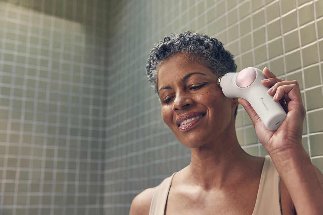 EAN 0810036056700 - Therabody TheraFace PRO masajeador Cara Blanco imagen 29