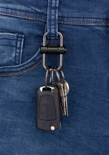 EAN 4024023270925 - TROIKA KR22-09/BK llavero y llavero tipo cartera Llavero de anilla Negro, Gris Oscuro imagen 4