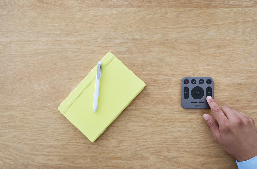 EAN 5099206074842 - Logitech MeetUp mando a distancia RF inalámbrico Webcam Botones imagen 3