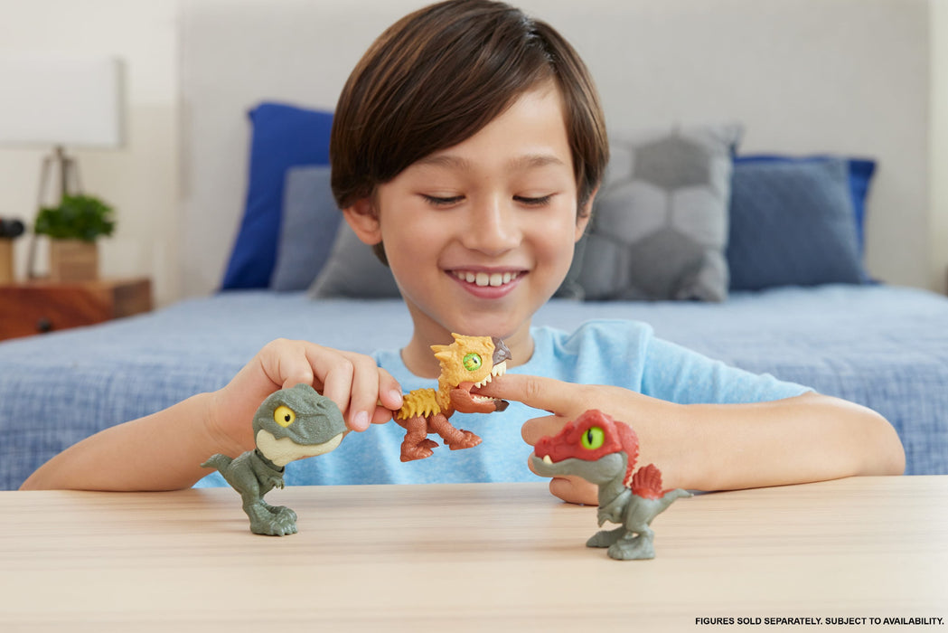 EAN 0194735293506 - Jurassic World JFC88 figura de juguete para niños imagen 3