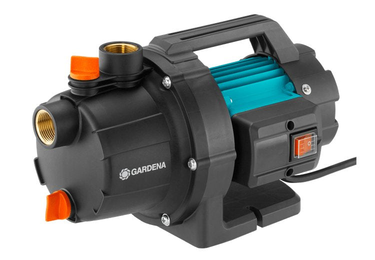 EAN 4078500063630 - Gardena 9015-47 bomba de agua 800 W 4,1 bar 3700 l/h imagen 1