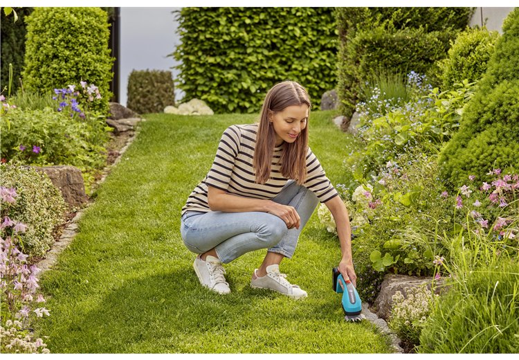 EAN 4066407502864 - Gardena 14750-55 tijera de césped inalámbrica 20 cm 18 V Verde, Gris imagen 4