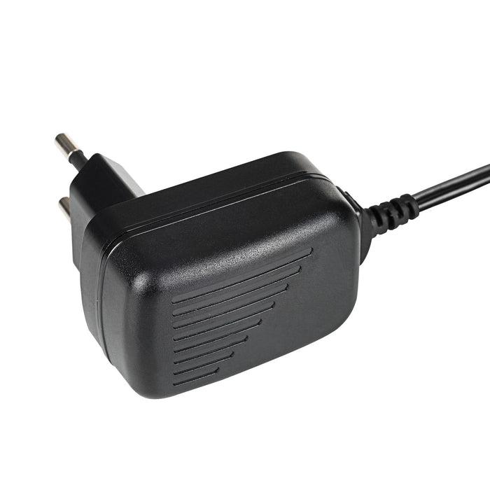 EAN 5901720138033 - Akyga AK-TB-18 adaptador e inversor de corriente 5 W Negro imagen 2