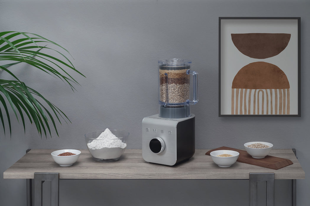 EAN 8017709331191 - Smeg BLC01BLMEU licuadora Batidora de vaso 1400 W Aluminio, Negro imagen 10