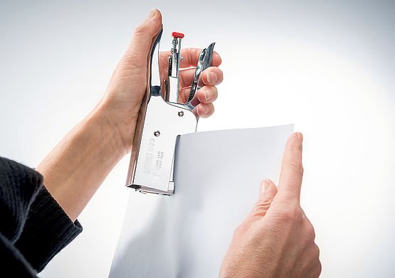 EAN 4009729061763 - Novus B 39 Chrome Gris imagen 4