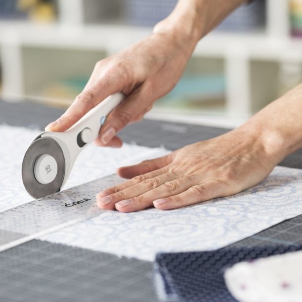 EAN 0093573936647 - Cricut 2004670 cortador giratorio imagen 4