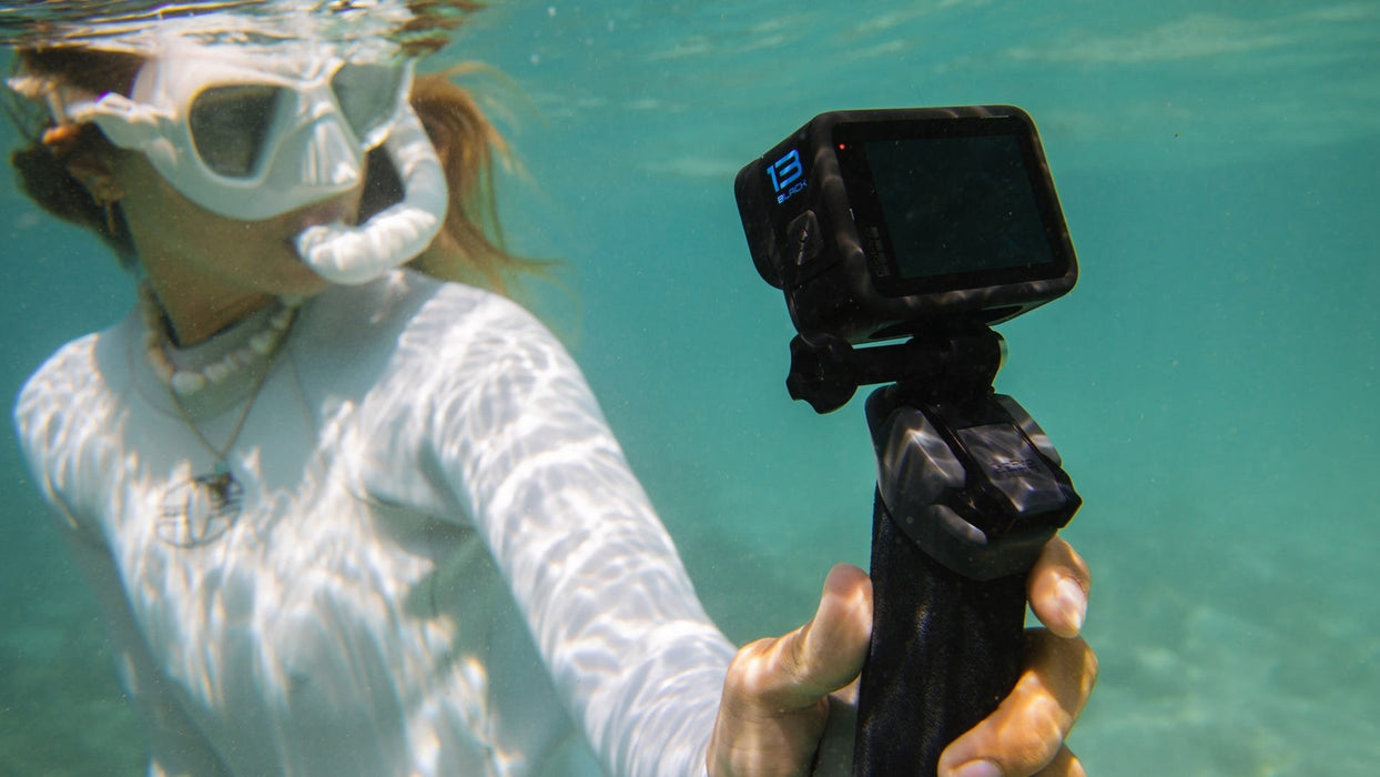 EAN 0810116381630 - GoPro HERO13 Black Pack + Accessories cámara para deporte de acción 27,6 MP 5.3K Ultra HD CMOS 25,4 / 1,9 imagen 3