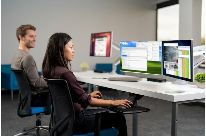 EAN 5028252597135 - Kensington K55471EU soporte para monitor 81,3 cm (32") Escritorio Plata imagen 15