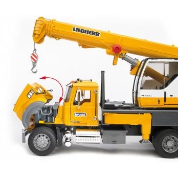EAN 4001702028183 - BRUDER MACK Granite Liebherr crane truck imagen 8