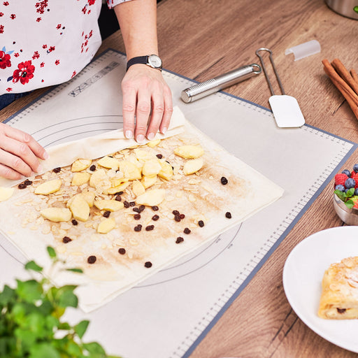 EAN 4004293124654 - RÖSLE Back Silicone Work Mat, White, 68 x 53 x 0.1 cm Base para hornear imagen 2