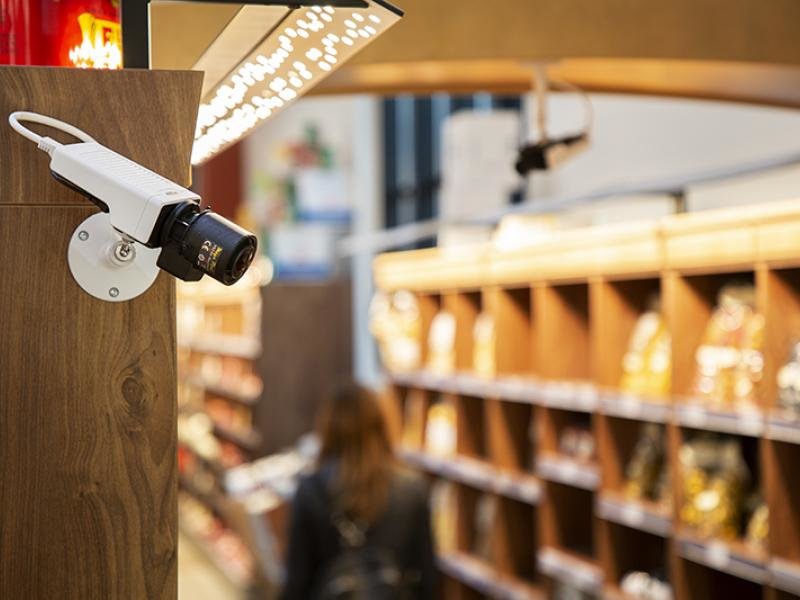 EAN 7331021078215 - Axis 02484-001 cámara de vigilancia Caja Interior y exterior 2592 x 1944 Pixeles Pared imagen 5