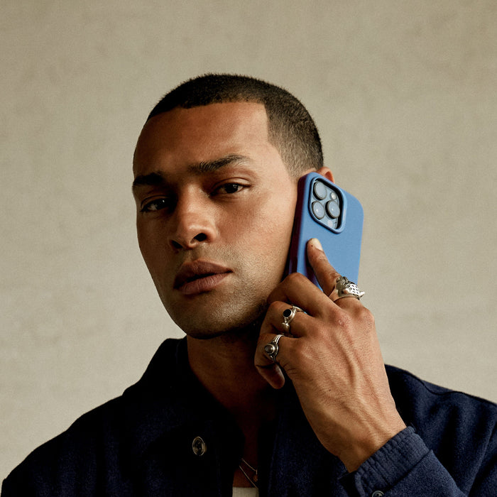 EAN 8721145001081 - Decoded Silicone Case funda para teléfono móvil 17,5 cm (6.9") Azul imagen 10