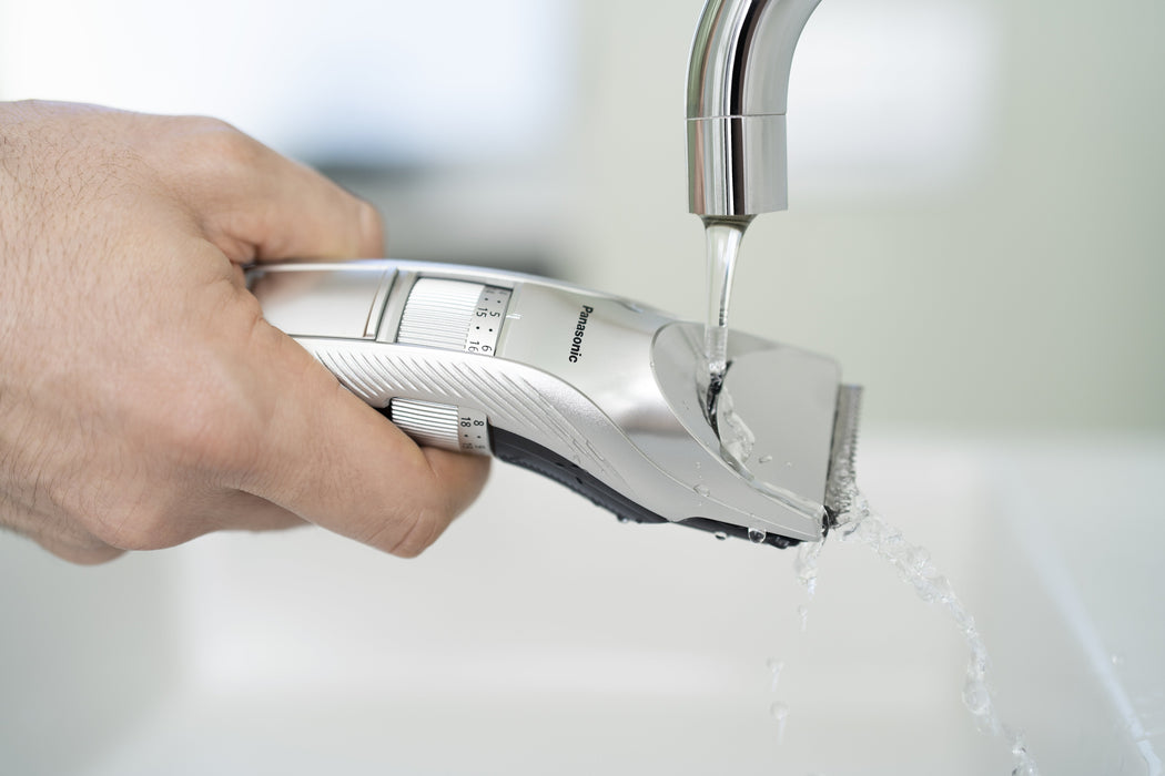 EAN 5025232838363 - Panasonic ER-GC71-S503 cortadora de pelo y maquinilla Plata 38 imagen 4