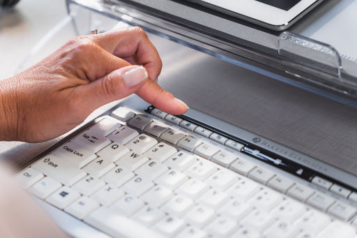 EAN 8717399991896 - BakkerElkhuizen S-board 840 teclado Oficina USB QWERTZ Alemán Gris claro, Blanco imagen 2