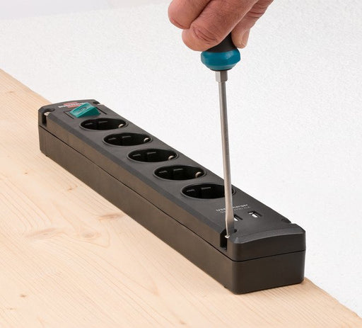 EAN 4007123657025 - Brennenstuhl Bremounta base múltiple 3 m 5 salidas AC Interior Negro imagen 2