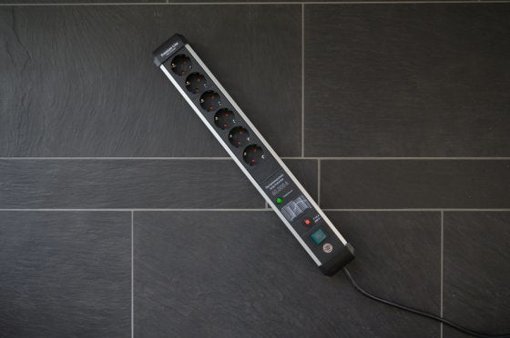 EAN 4007123677108 - Brennenstuhl 1391010601 base múltiple 5 m 6 salidas AC Interior Negro, Plata imagen 6