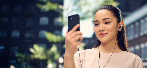 EAN 5025232970636 - Panasonic RP-TCM225DEK auricular y casco Auriculares Alámbrico Dentro de oído Llamadas/Música USB Tipo C  imagen 2